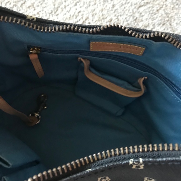 Dooney & Bourke Bag - Picture 5 of 6